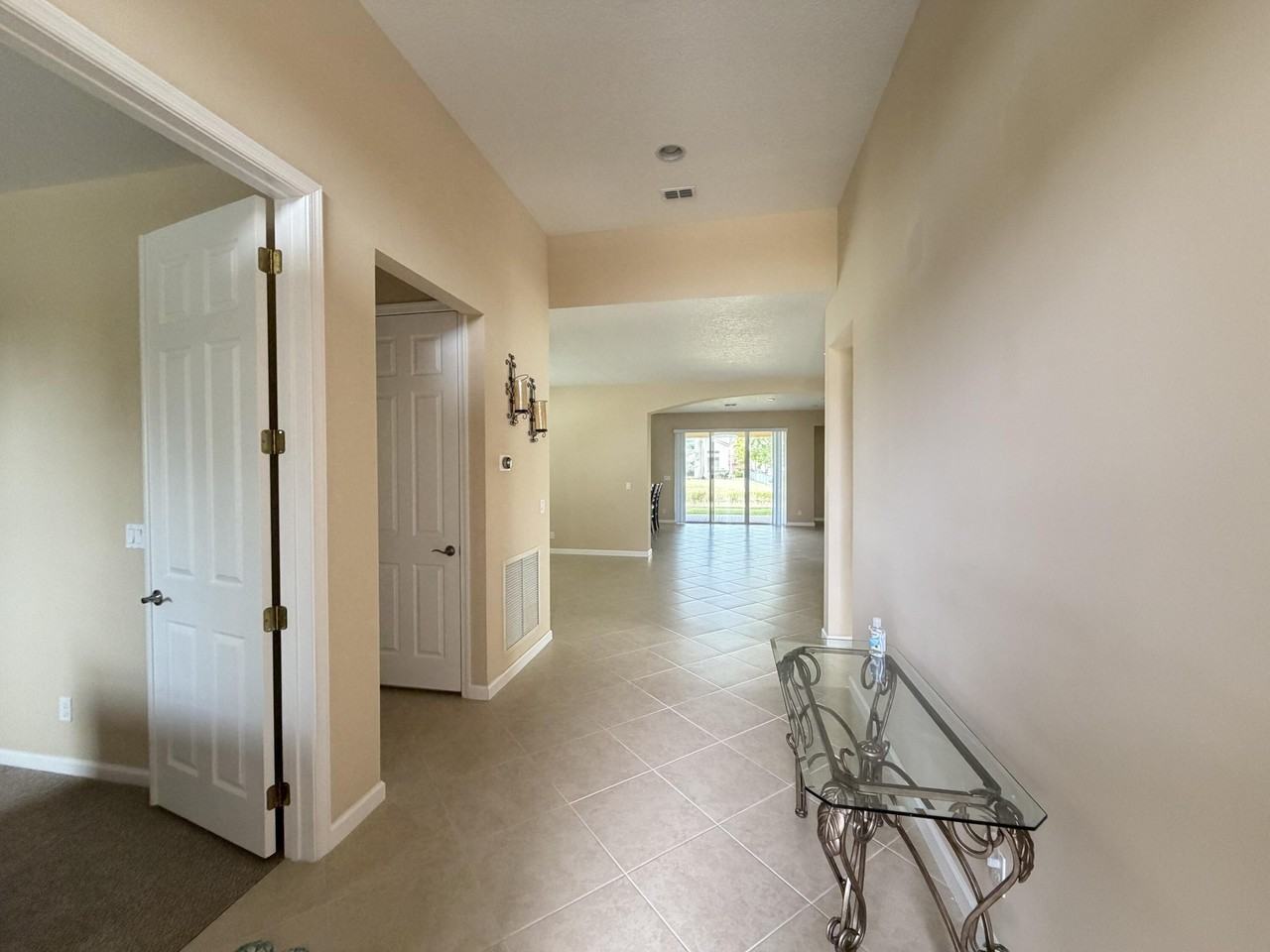 12091 Sw Bennington Cir - Photo 4 of 50
