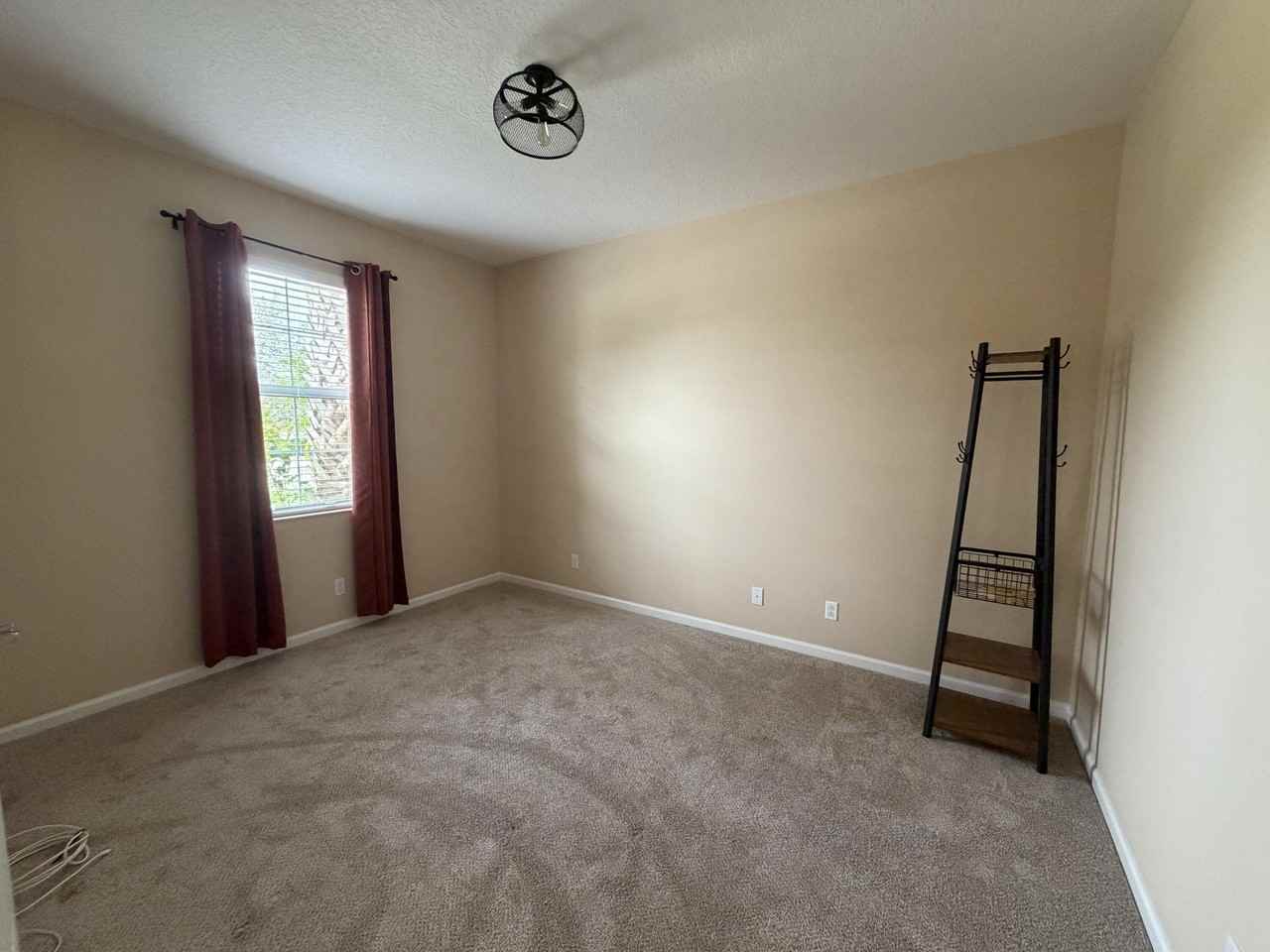 12091 Sw Bennington Cir - Photo 5 of 50