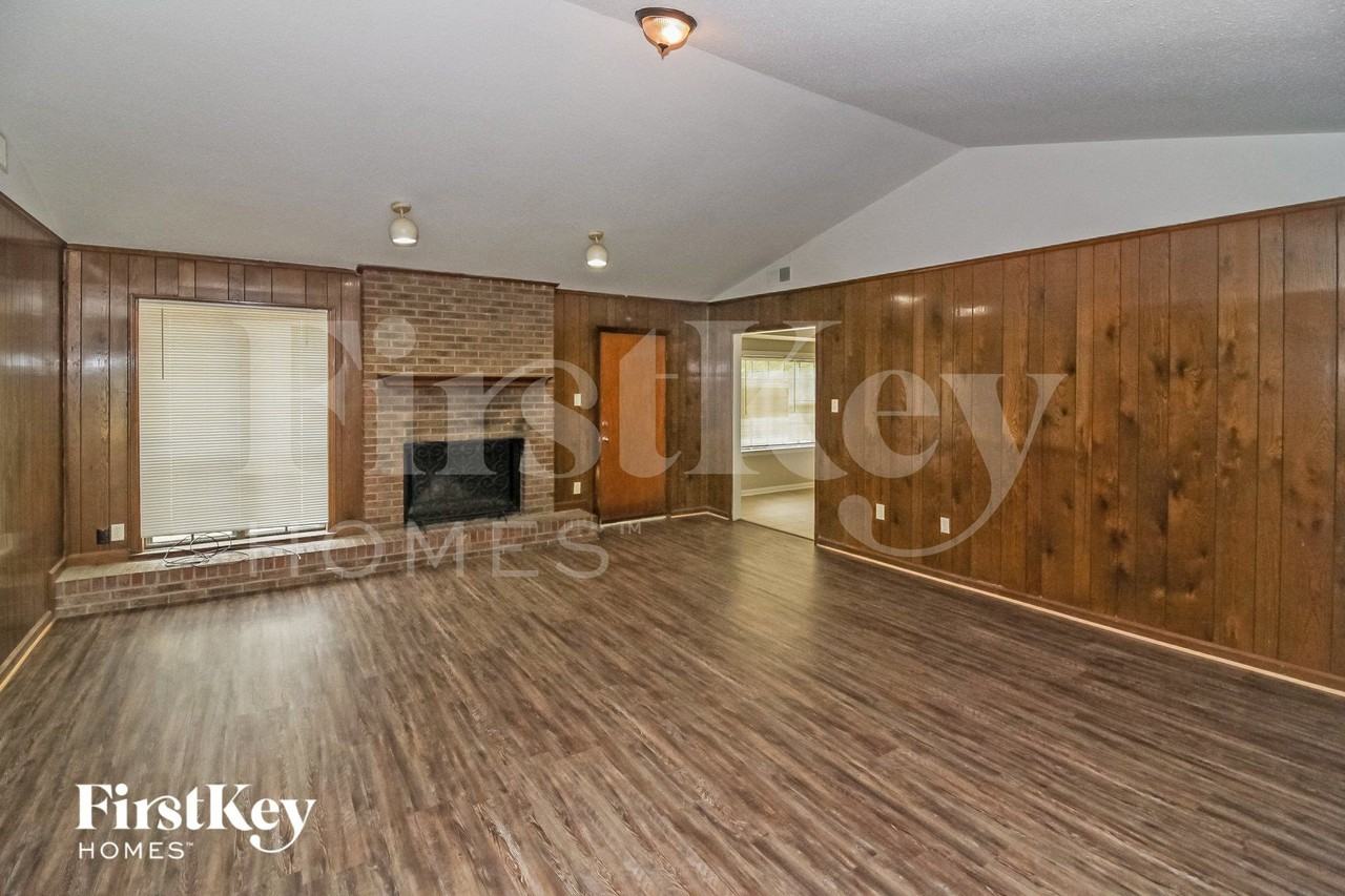 6564 Birch Hollow Dr - Photo 3 of 15