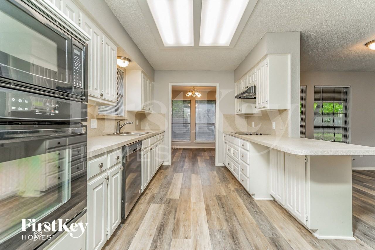 5 Hastings Ct - Photo 7 of 15