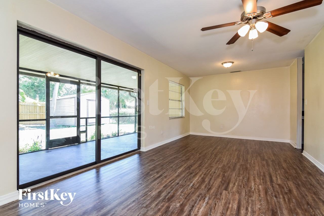 4818 W Bay Villa Ave - Photo 3 of 15