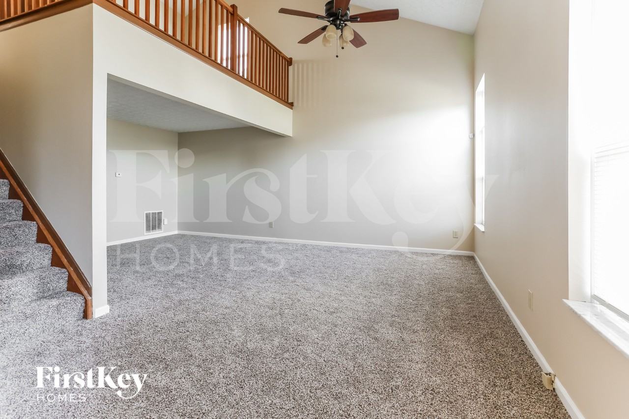 3955 Rosette Dr - Photo 2 of 16