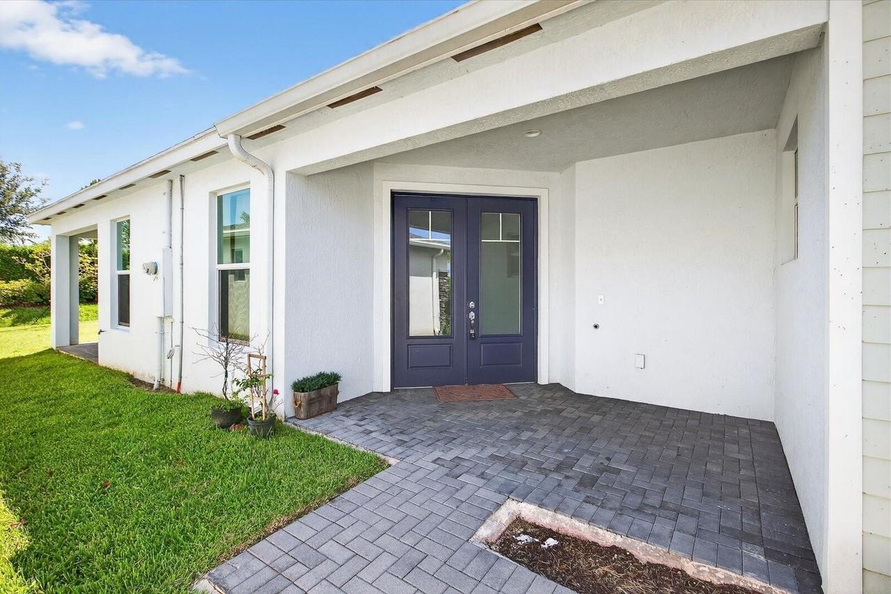 11949 Sw Lyra Dr - Photo 4 of 50