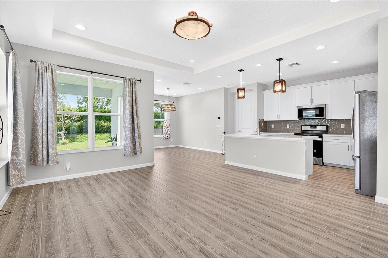 11949 Sw Lyra Dr - Photo 6 of 50