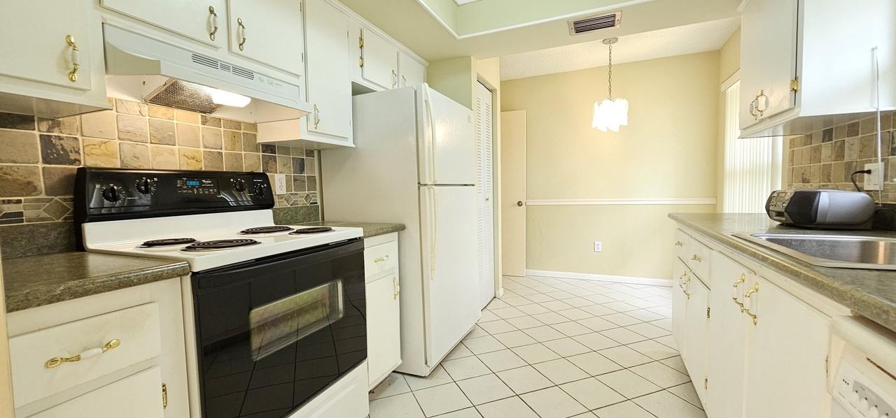 6266 Blue Baneberry Ln - Photo 7 of 15