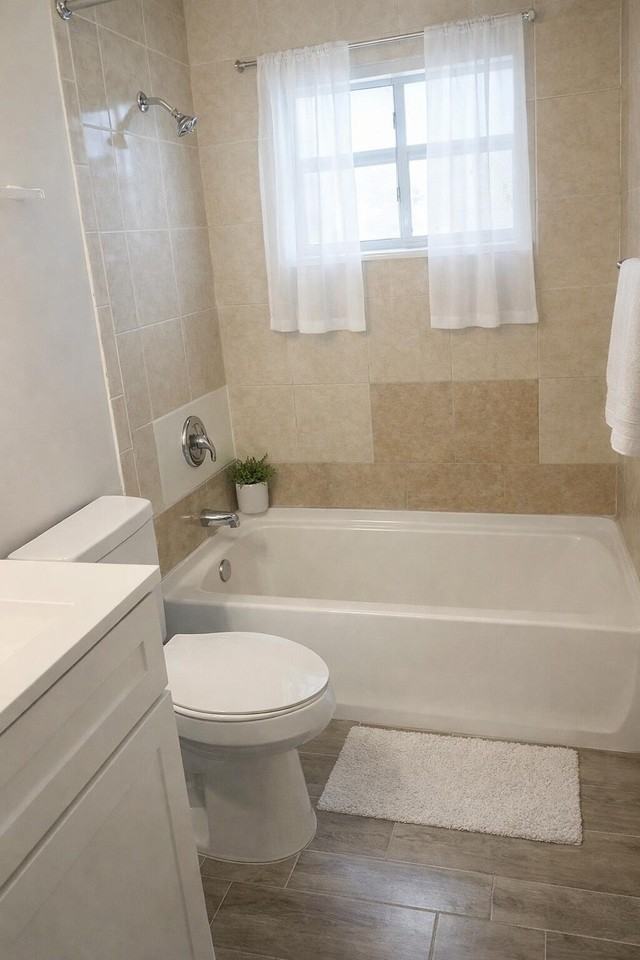 1630 Nw 52nd Ave - Photo 3 of 6