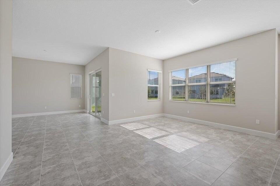 14965 Redcove Pl - Photo 4 of 24