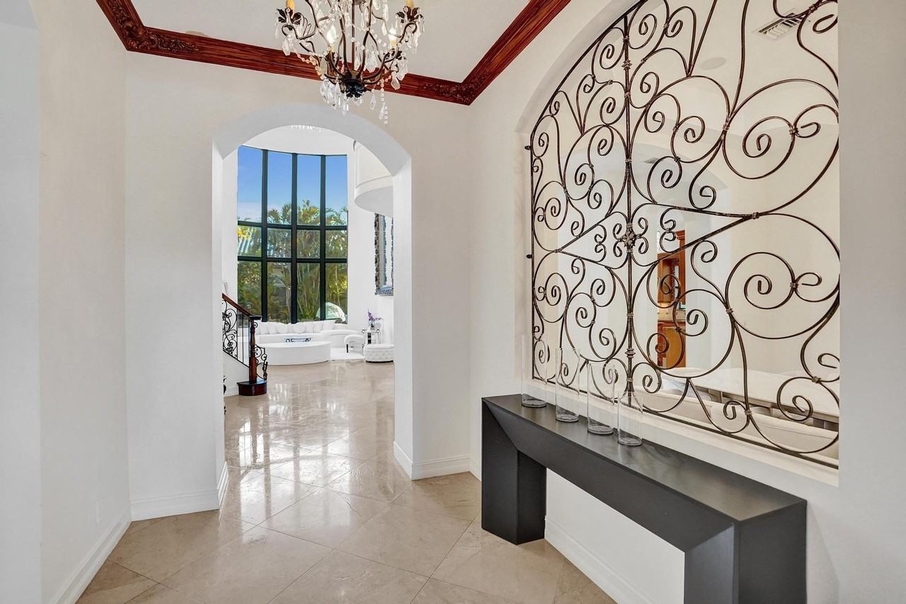 17682 Middlebrook Way - Photo 5 of 50