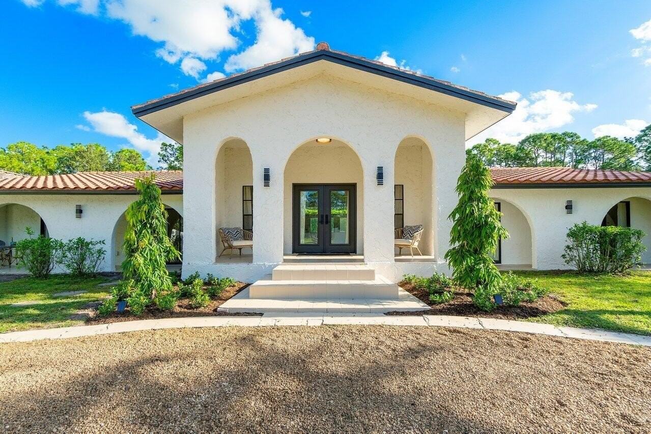 13619 Deer Creek Dr - Photo 4 of 48