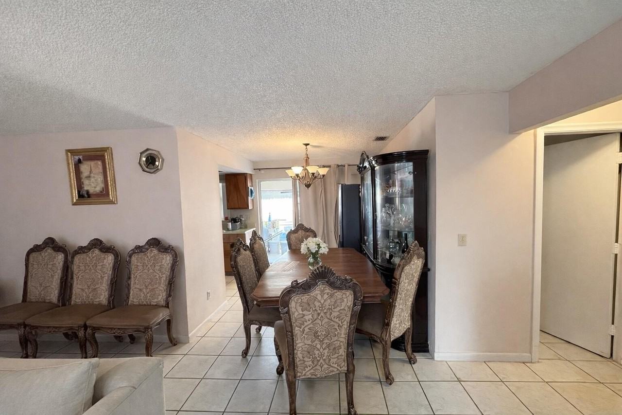 361 Walker Ave - Photo 3 of 8