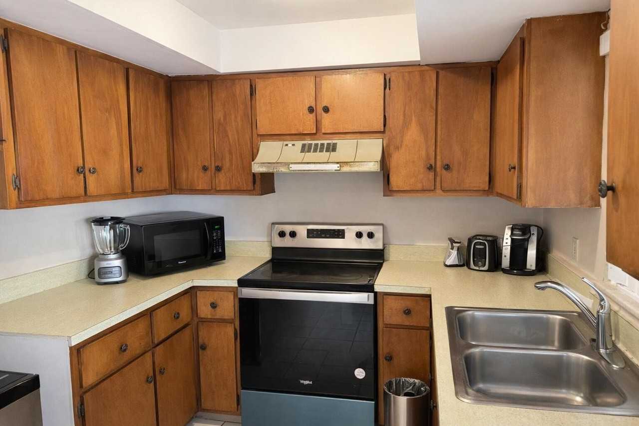 361 Walker Ave - Photo 4 of 8