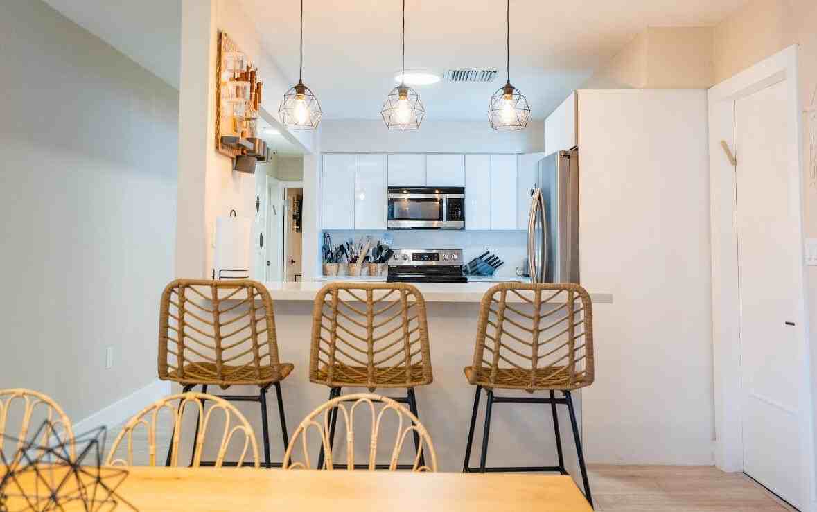 246 Ne 118th St - Photo 6 of 22