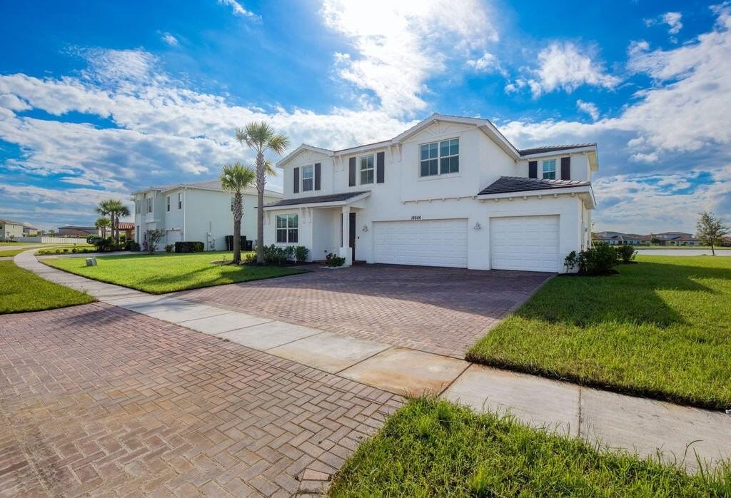 12686 Nw Copper Creek Dr - Photo 2 of 50