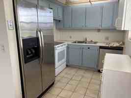 featured image of 186 Dorset E