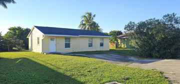 featured image of 323 Seminole Ct