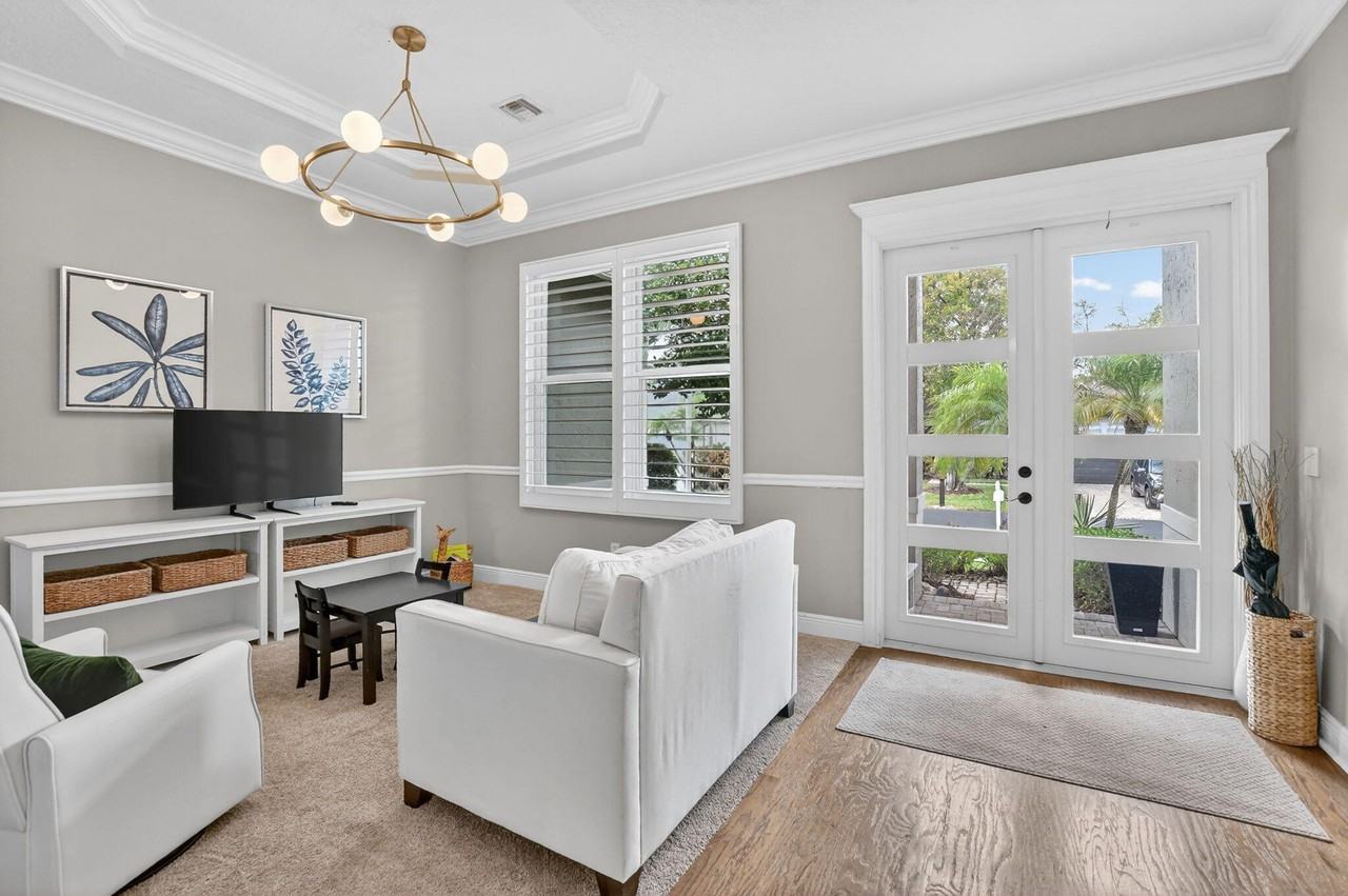 11 Lake Eden Dr - Photo 4 of 50