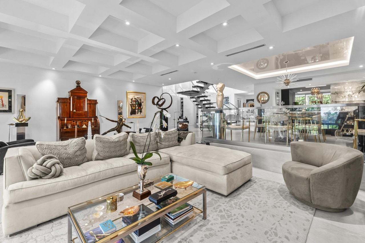 2335 S Ocean Blvd #C9 - Photo 4 of 50