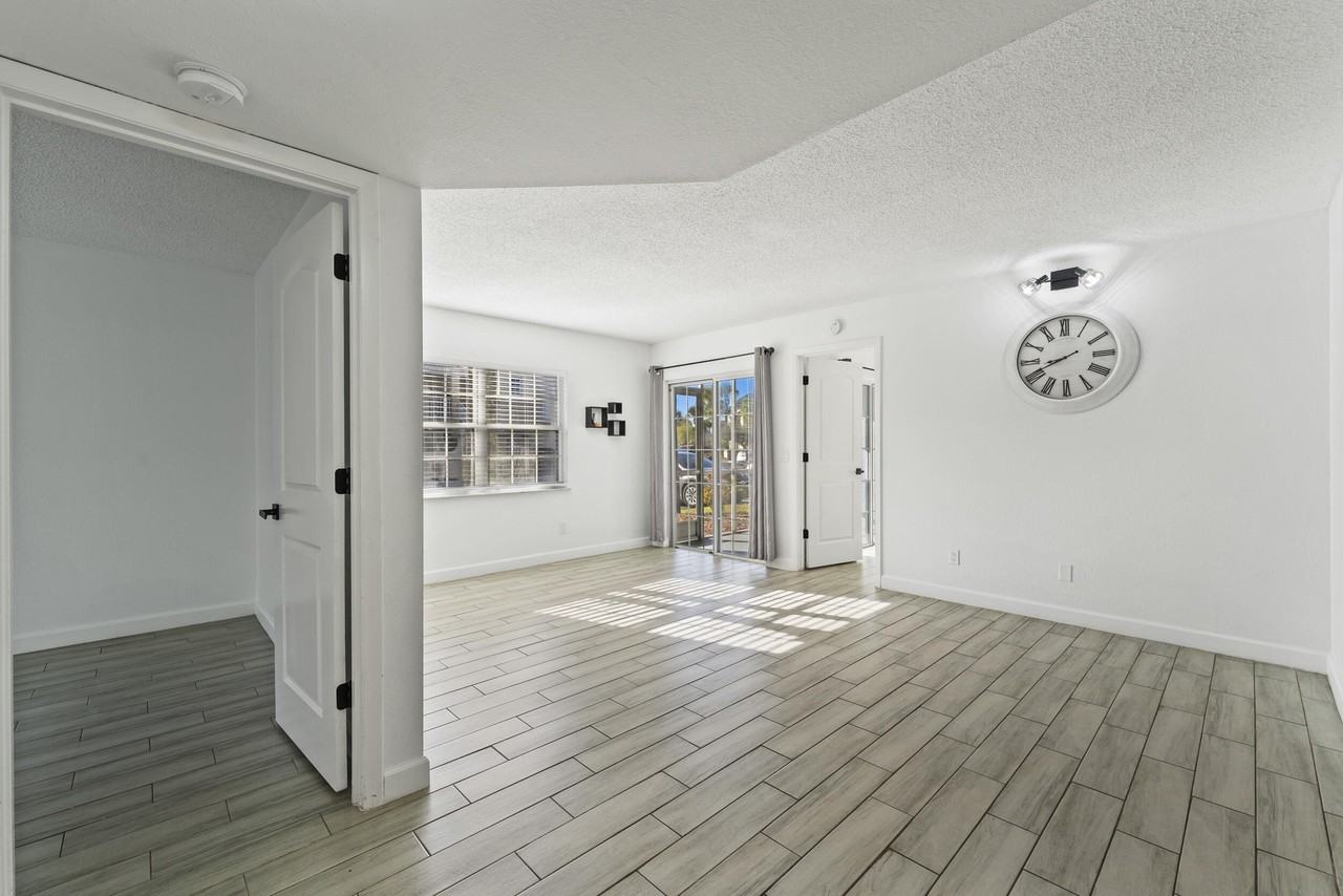 1625 Se Green Acres Cir #102 - Photo 7 of 39