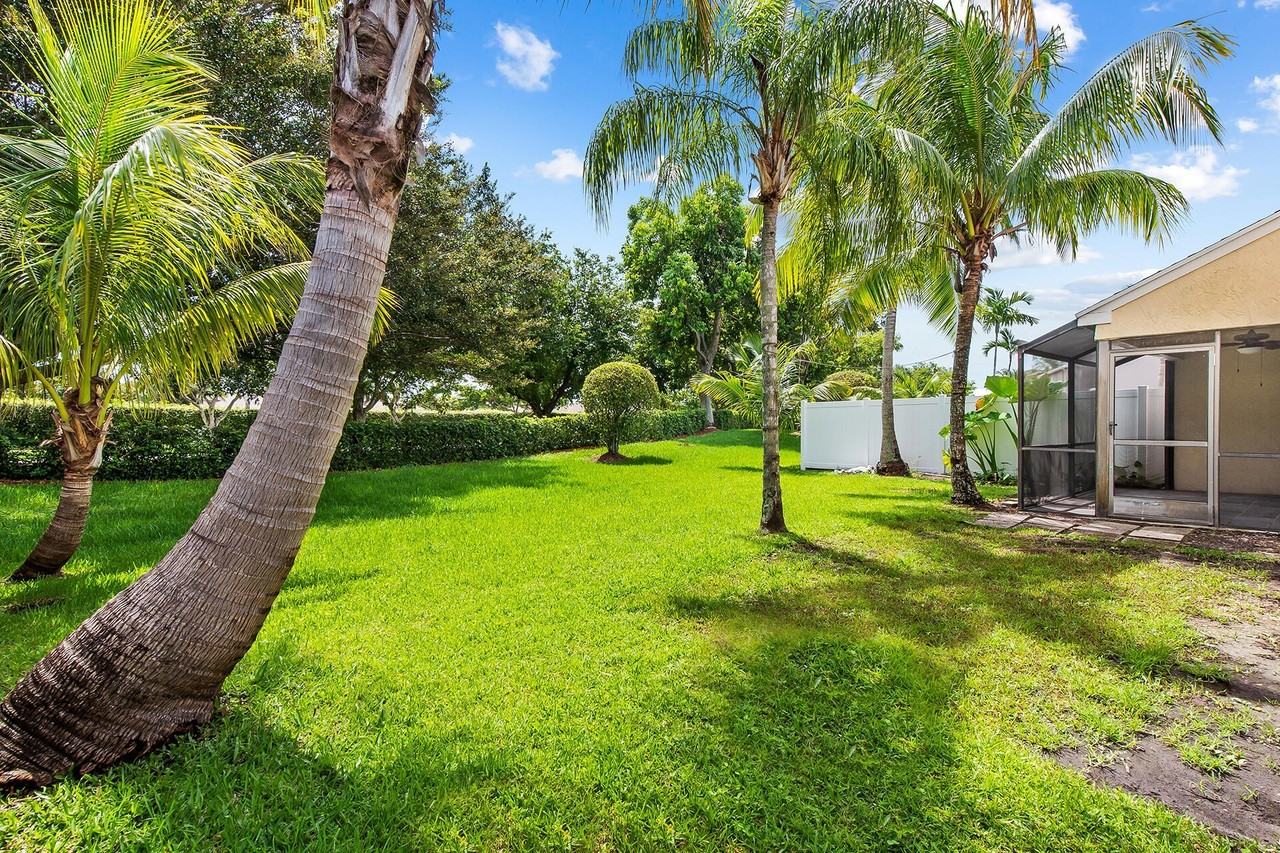 22616 Middletown Dr - Photo 7 of 24