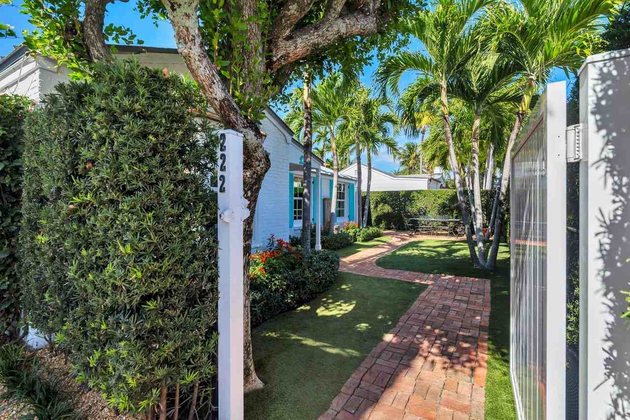 222 S County Rd - Photo 2 of 21