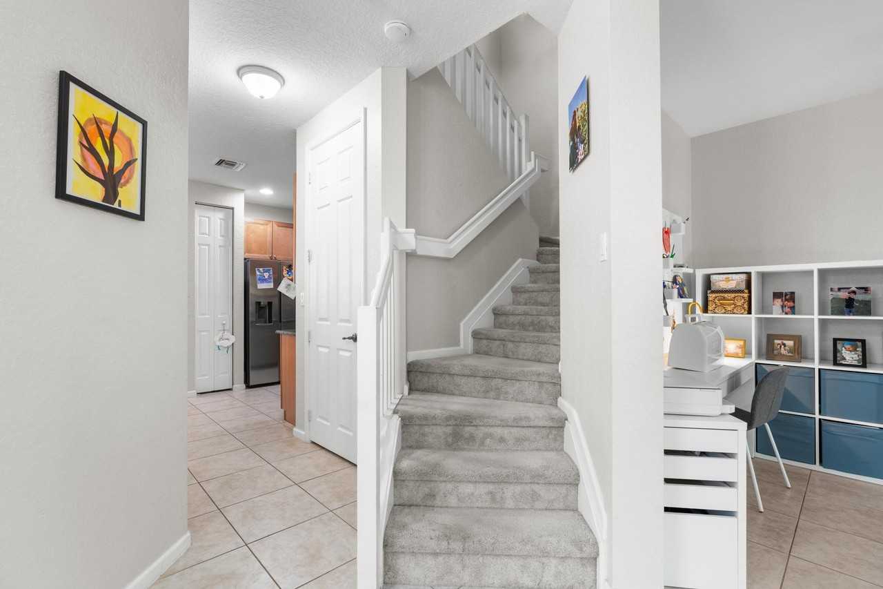 16169 Poppyseed Cir #606 - Photo 5 of 24