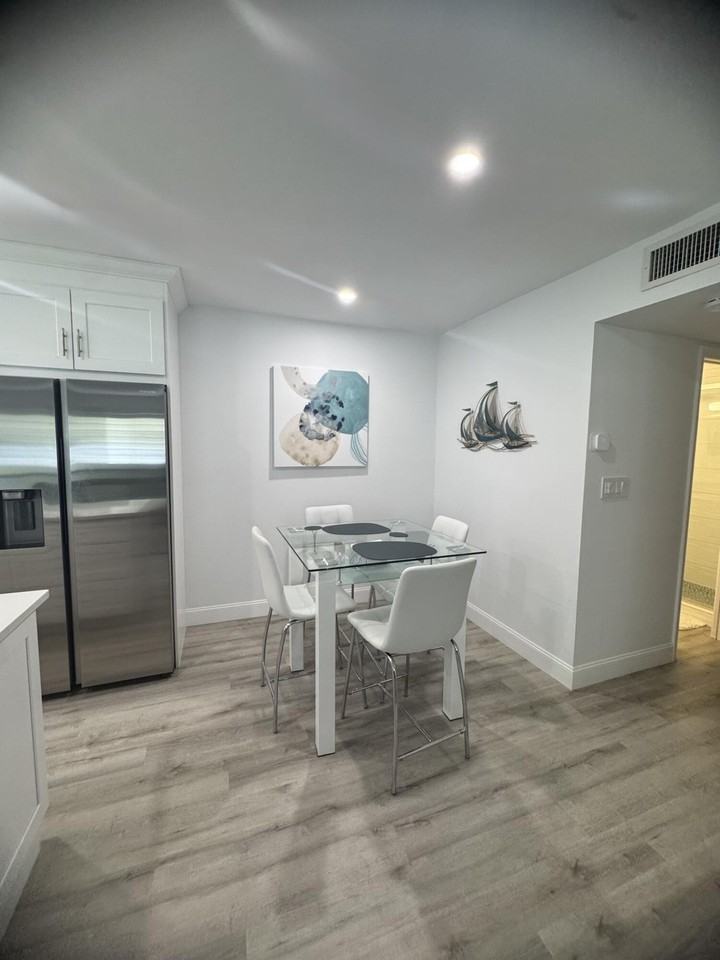 404 High Point Dr - Photo 3 of 18