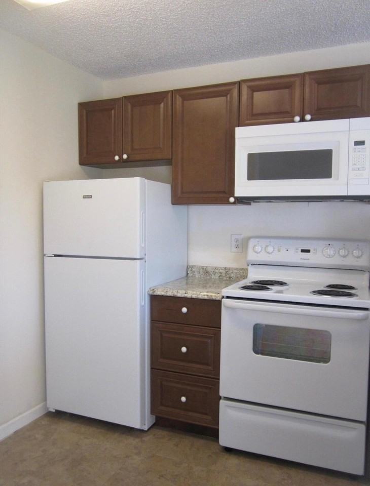 7103 Glenmoor Dr - Photo 5 of 13