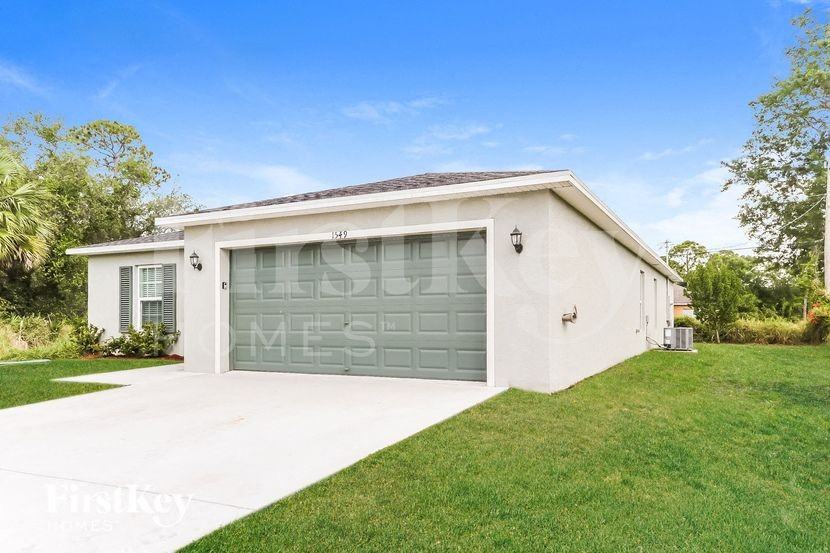 1549 Sw Fresno Rd - Photo 3 of 15