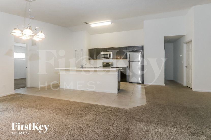 1549 Sw Fresno Rd - Photo 6 of 15