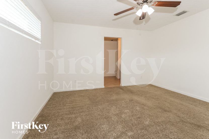 1549 Sw Fresno Rd - Photo 7 of 15