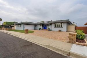 featured image of 5640 Del Cerro Blvd