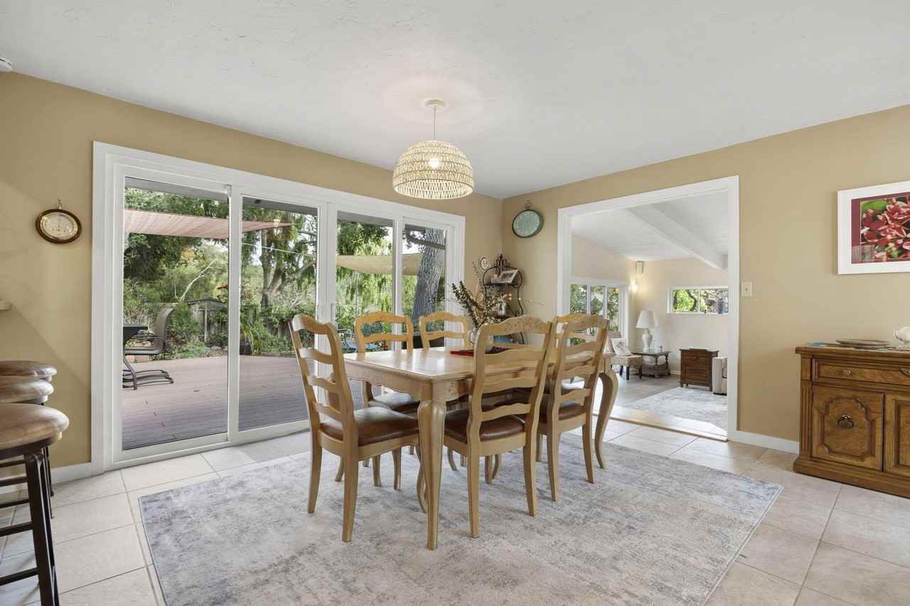 1730 Calle Poniente - Photo 3 of 21