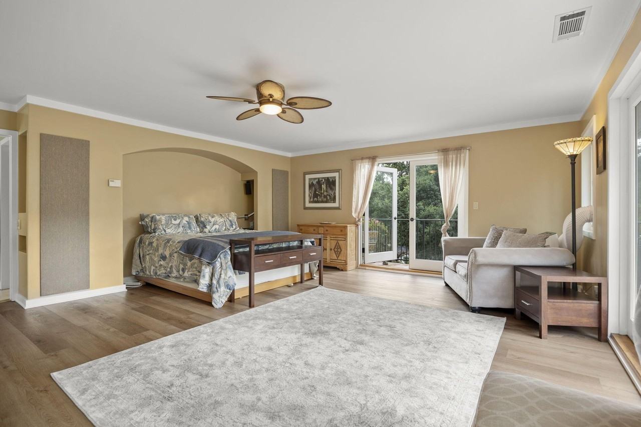 1730 Calle Poniente - Photo 7 of 21