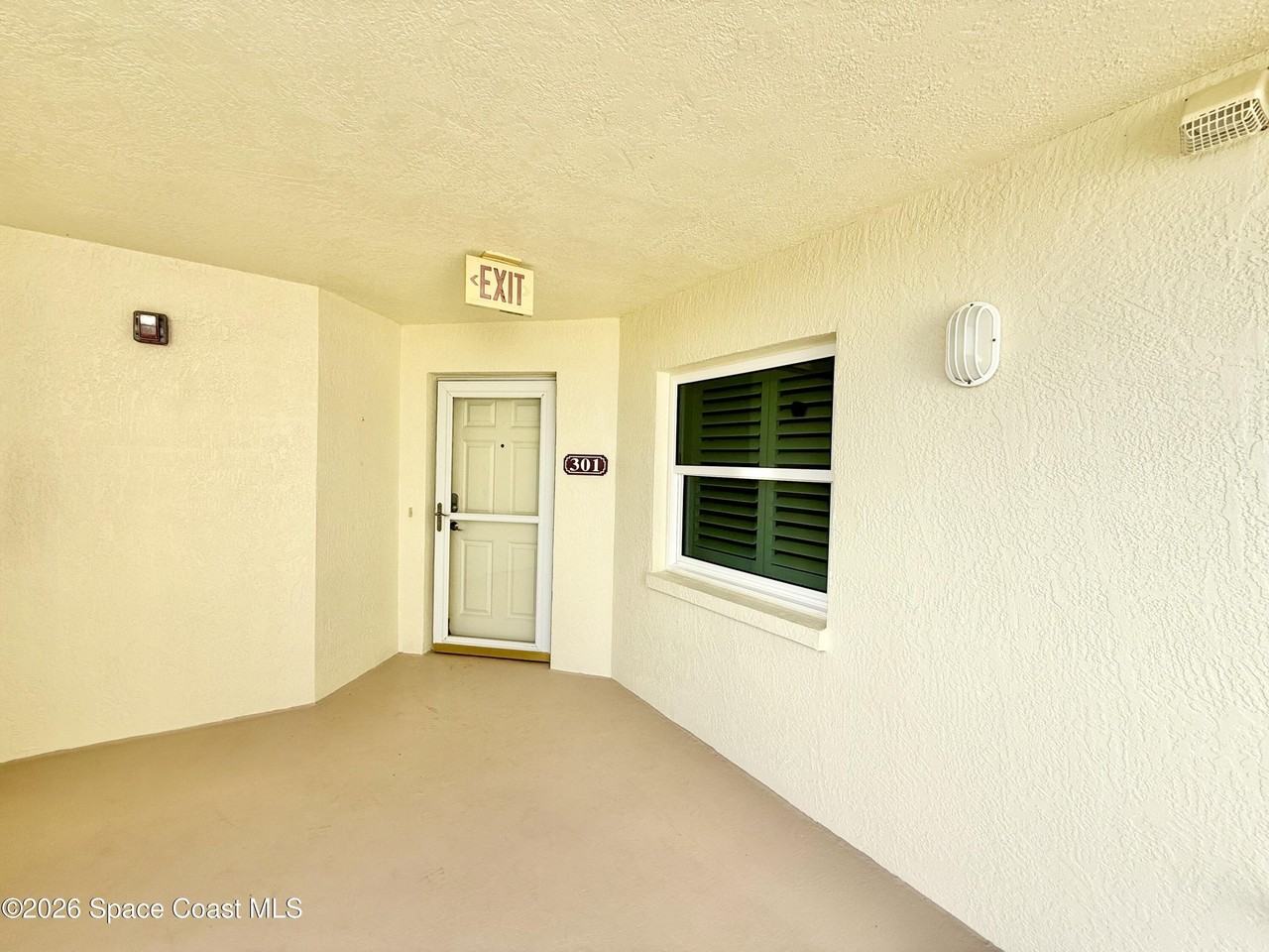 8891 Lake Dr Apt 301 #301 - Photo 4 of 50