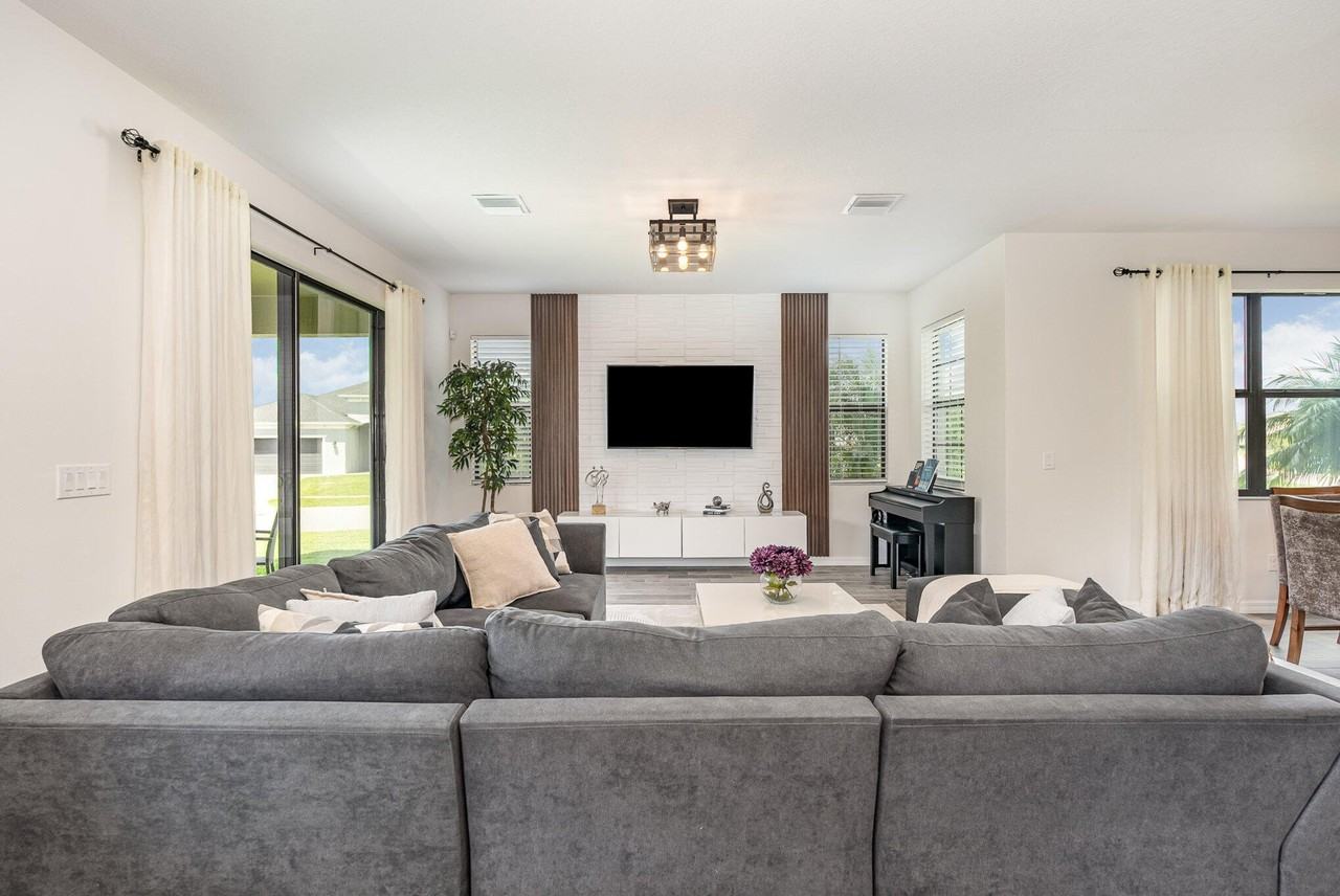 3179 Ribbon Grass Dr - Photo 6 of 50