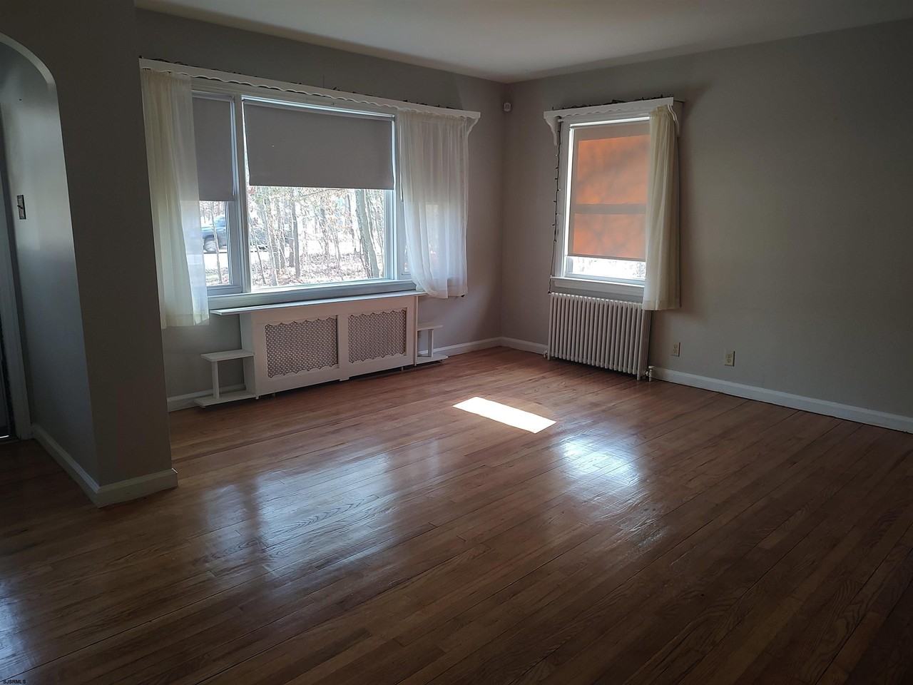 3005 Fernwood Ave - Photo 4 of 18