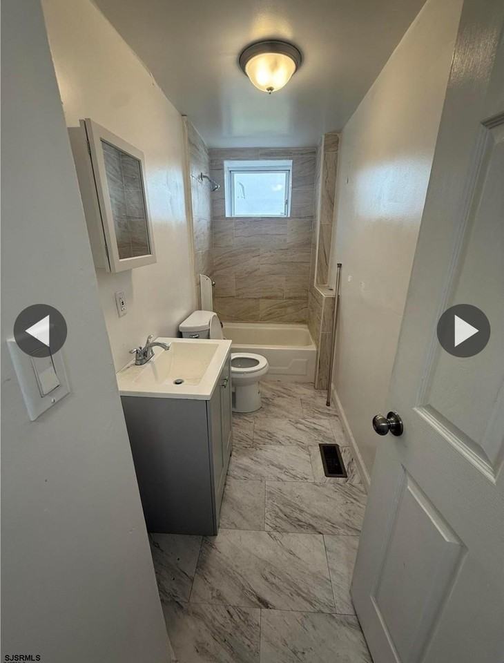 1422 Baltic Ave - Photo 4 of 4