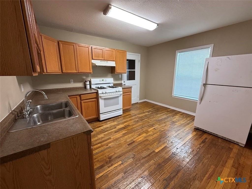 784 Samuels St - Photo 5 of 23