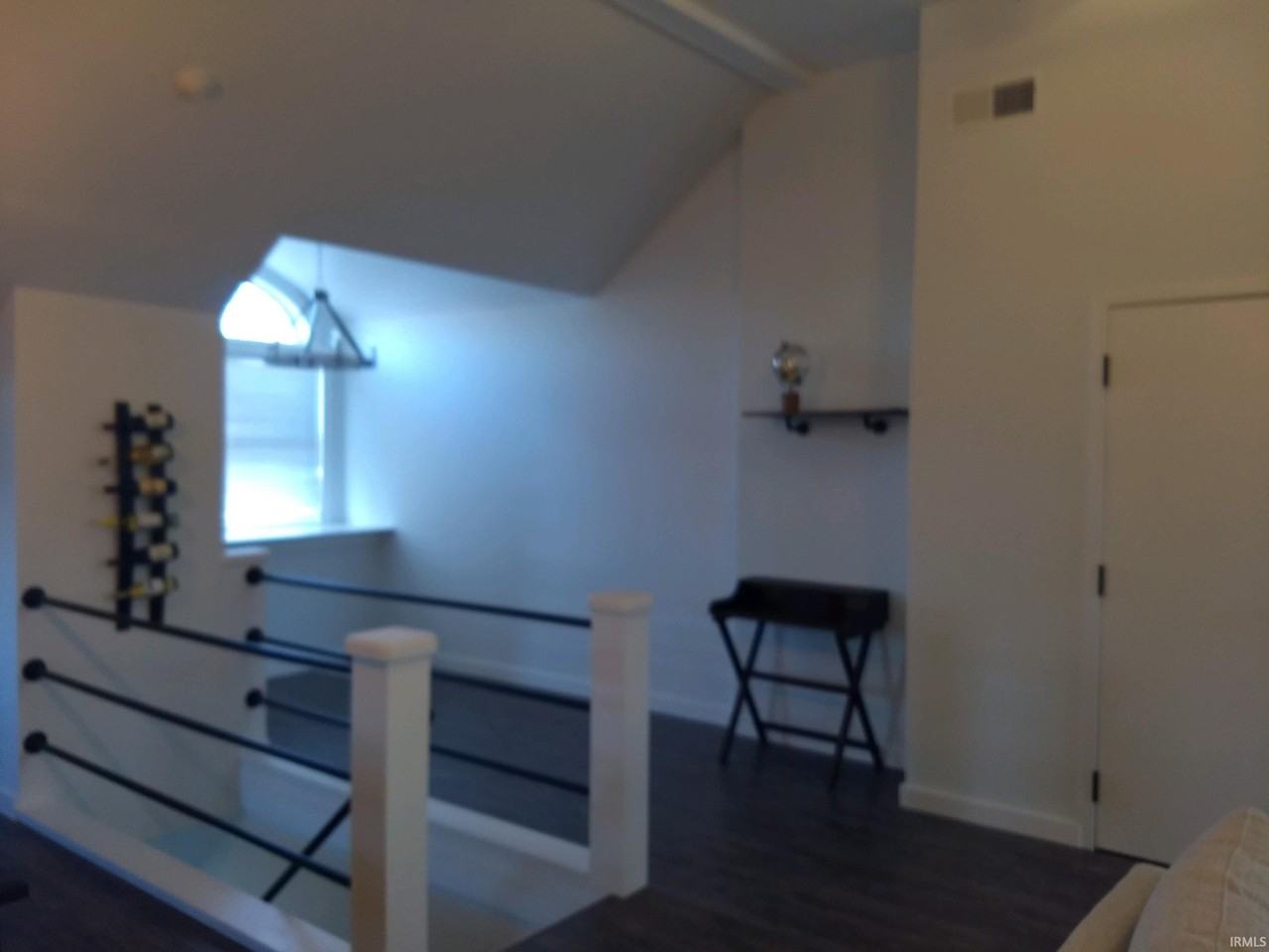 505 N 6th St #LOFT - Photo 4 of 15