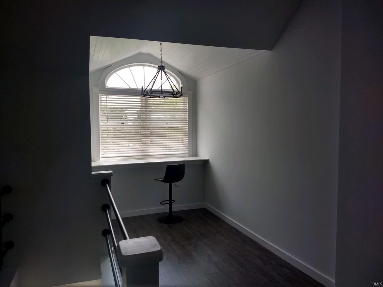 505 N 6th St #LOFT - Photo 6 of 15