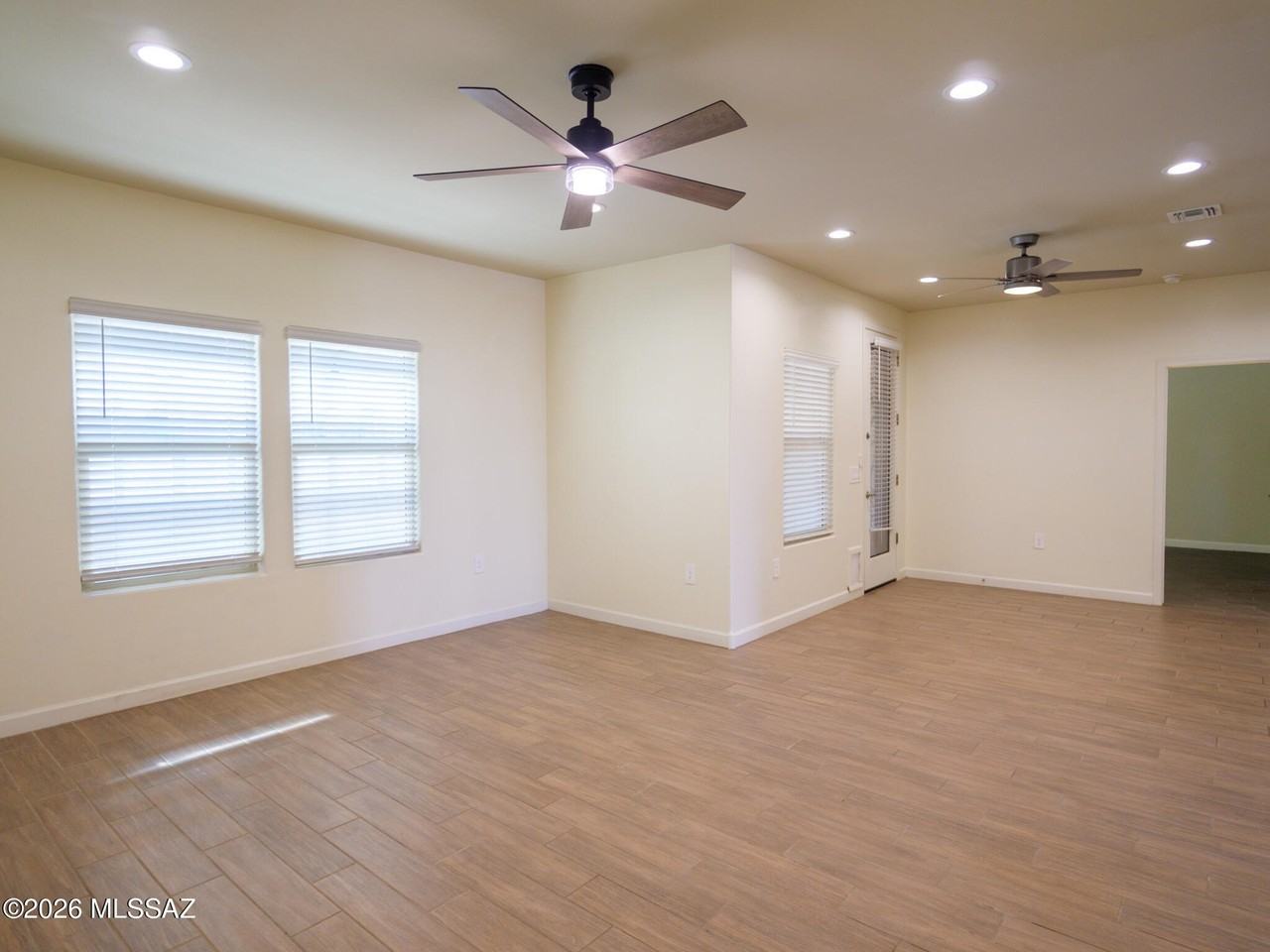 8749 W Baja Fairy Dr - Photo 6 of 31