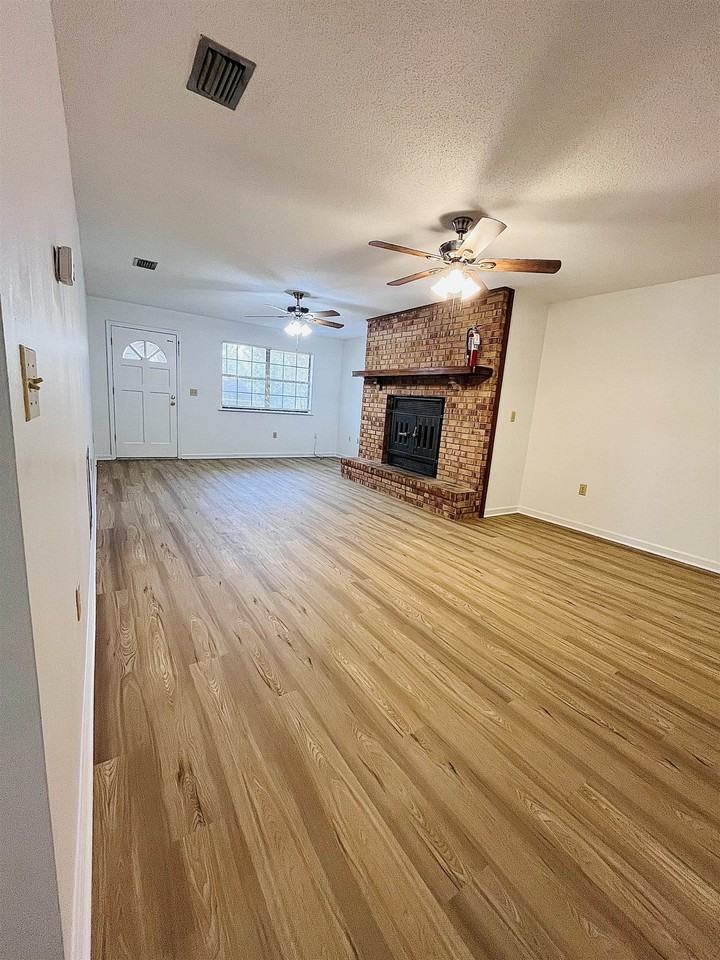 8789 Louvinia Way - Photo 4 of 13