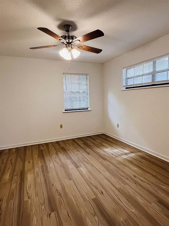 8789 Louvinia Way - Photo 6 of 13