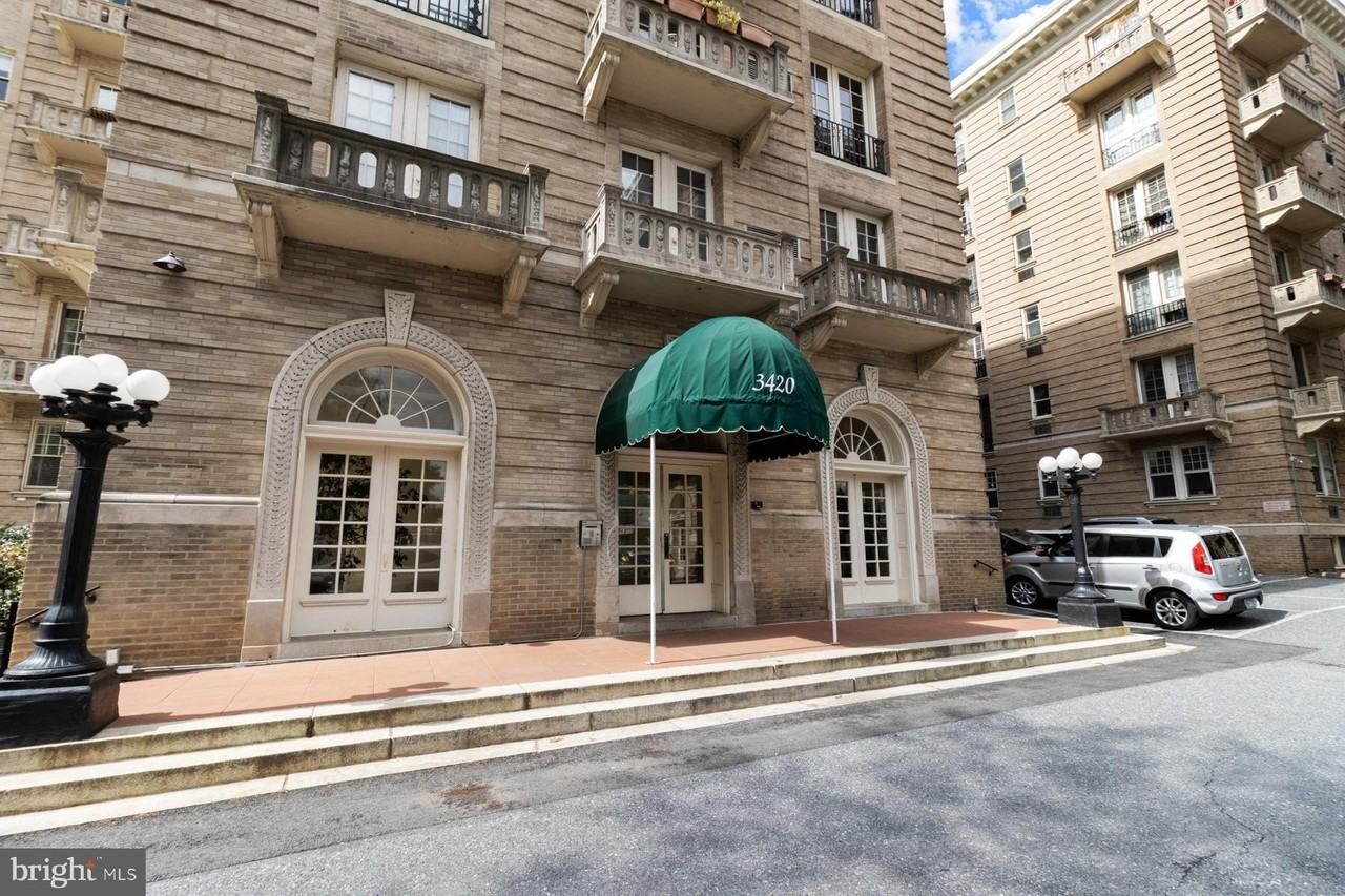 3420 16th St Nw Apt 101 #101 - Photo 2 of 29