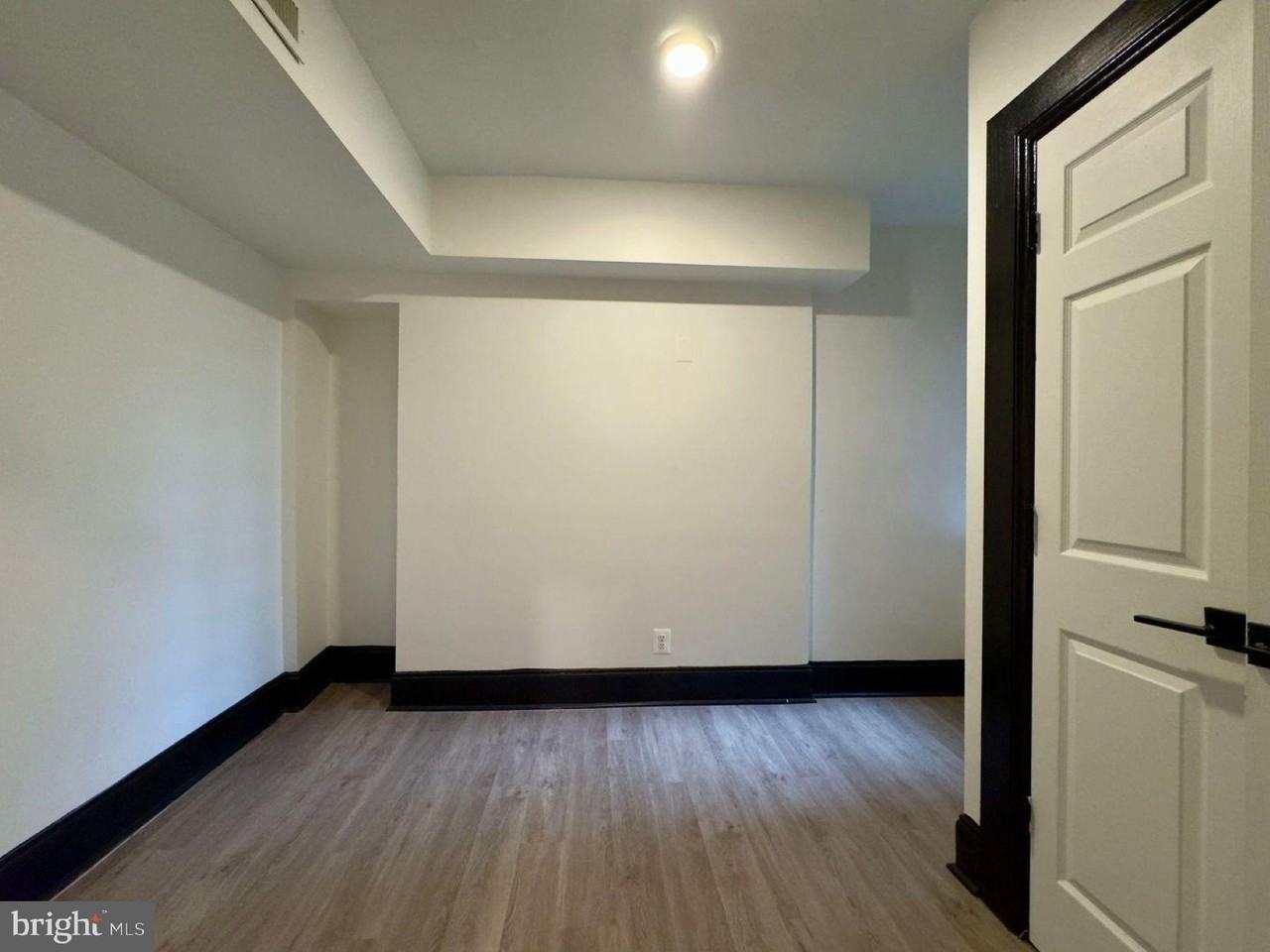 1021 Saint Paul St Apt 1b #1B - Photo 3 of 6