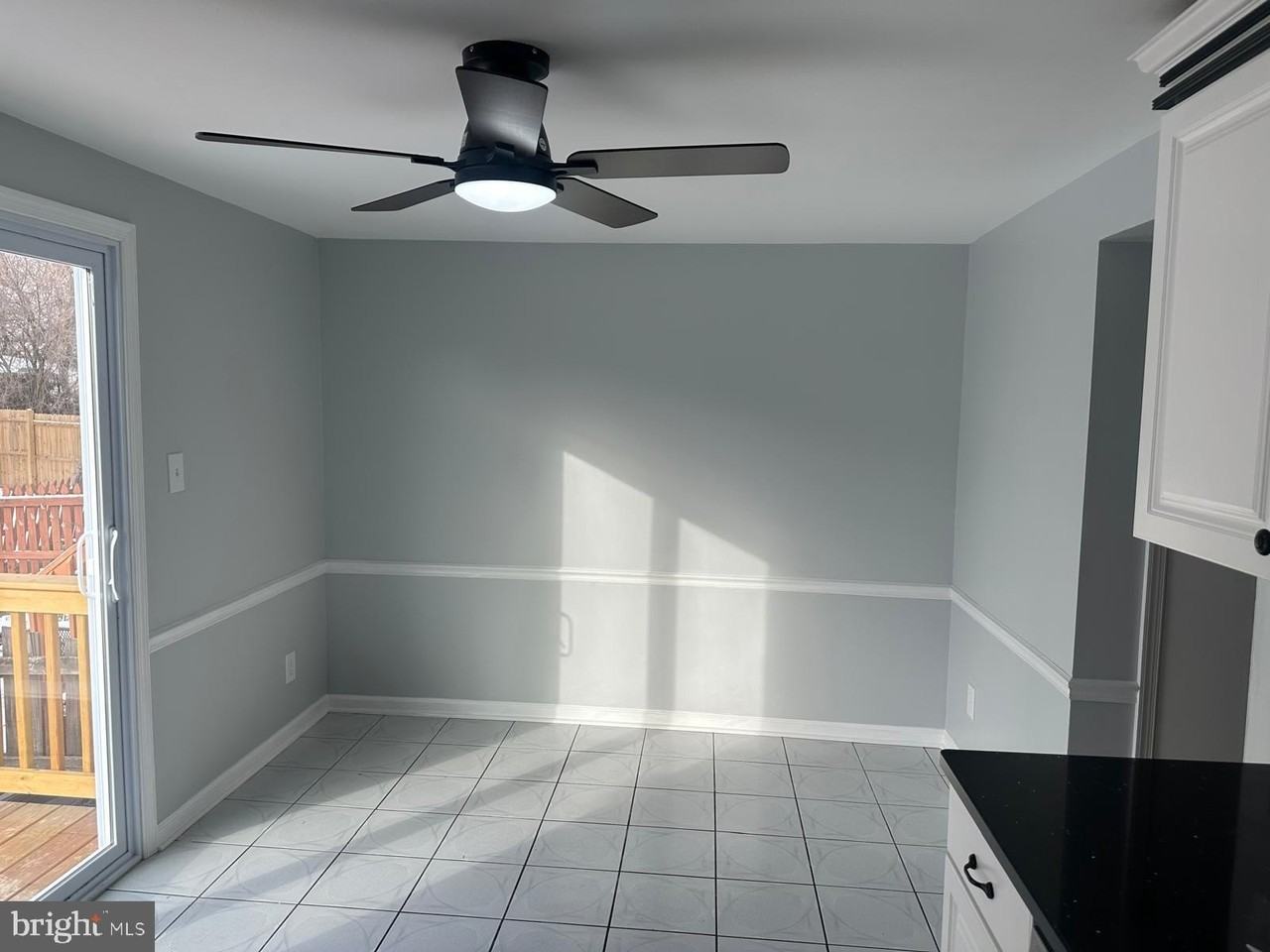 5363 King Arthur Cir - Photo 5 of 23