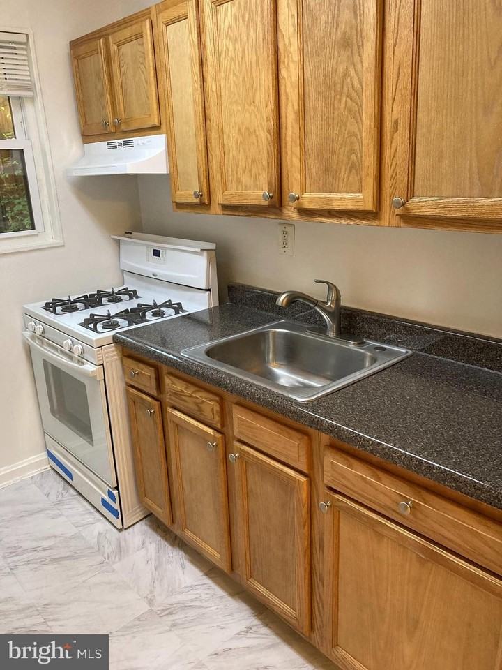 610 Kennebec Ave Apt 101 #101 - Photo 2 of 14