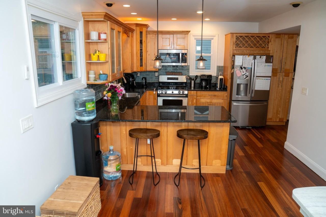 4506 Tuckerman St - Photo 5 of 6