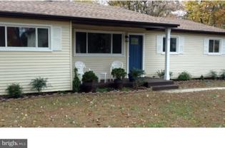 17 5th Ave - Photo 1 of 1