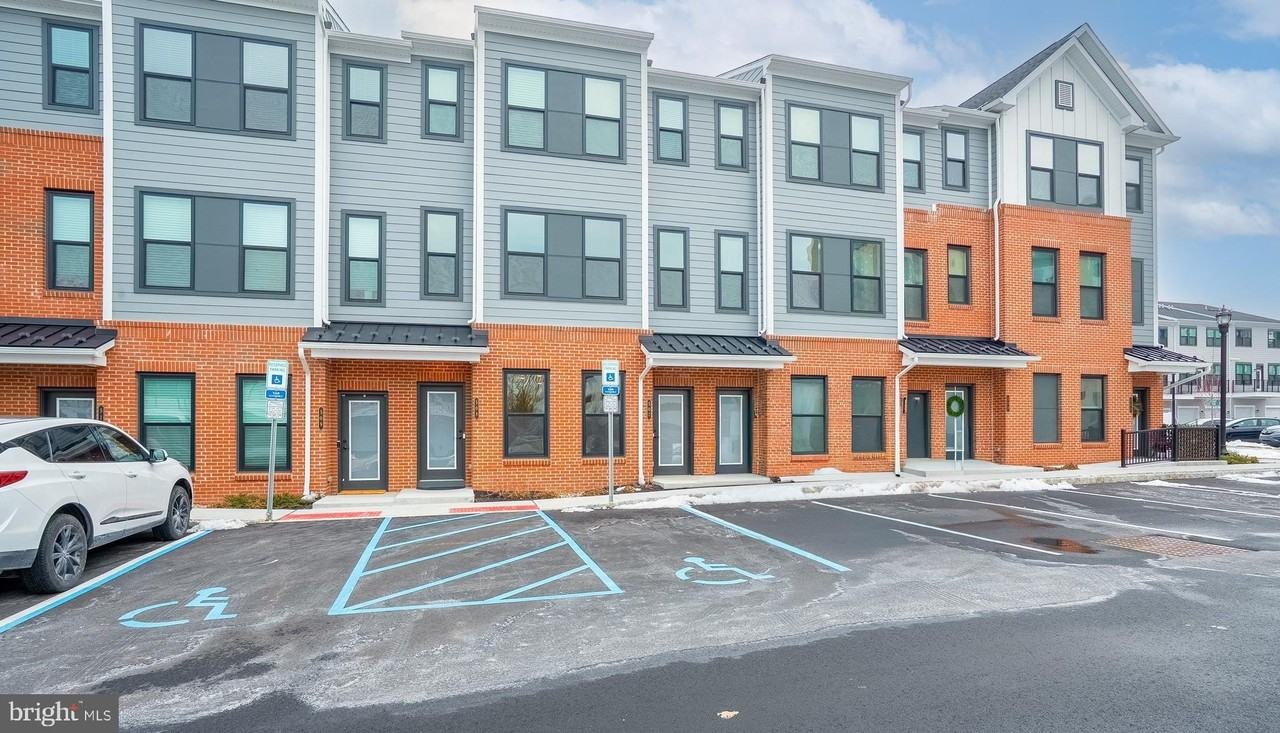 507 Reading Ct - Photo 2 of 30